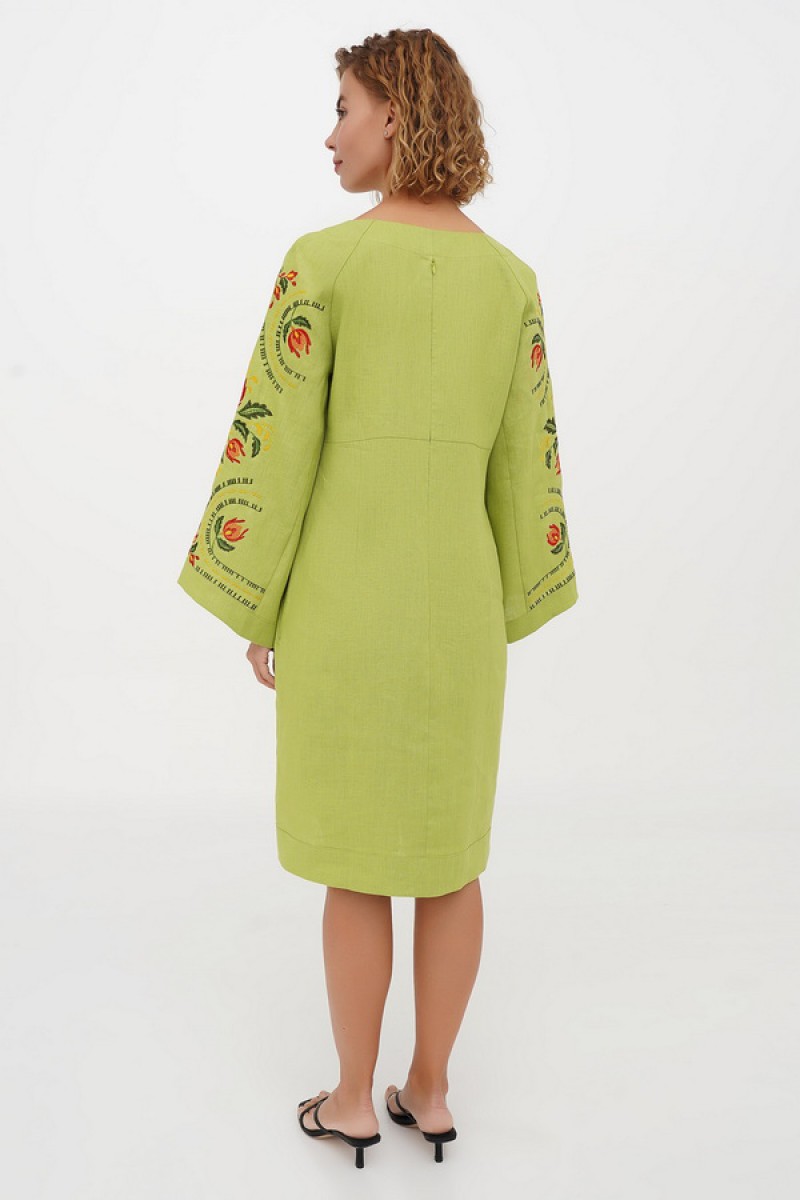Salad embroidered dress "Spring" - a stylish dress for any figure!