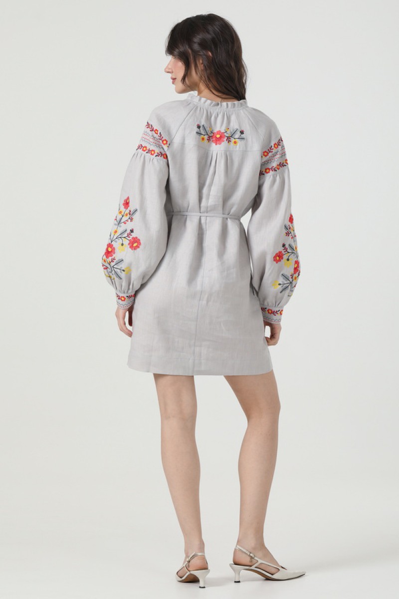 Вышитое платье-вышиванка из серого льна Ружина