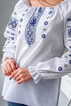 Діва вишиванка жіноча (біла з синім)