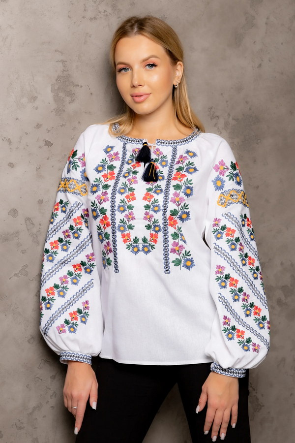 White embroidered shirt with floral pattern, Happy Destinyа, XL