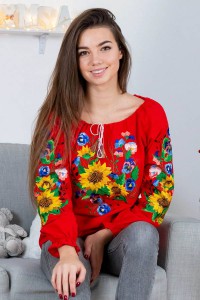 Mar'yana, red embroidered blouse