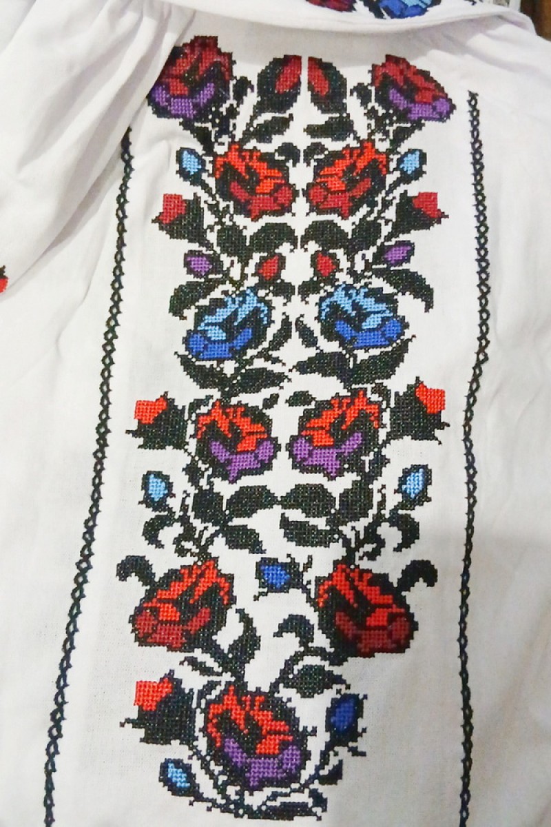 White embroidered women's blouse Julia