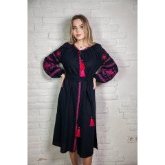 Cукня чорна з вишивкою Вогняна пелюстка