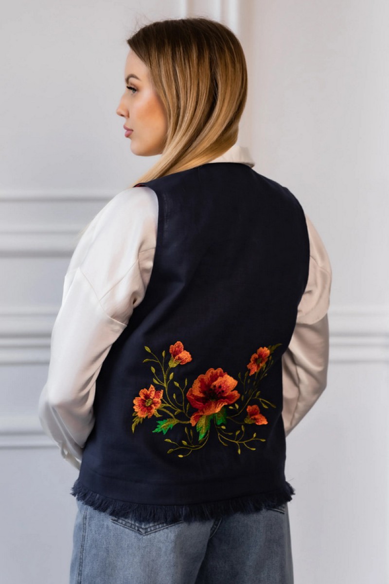 Black vest with geometric embroidery, size XL