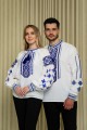 Біла вишиванка з синім орнаментом Руслана