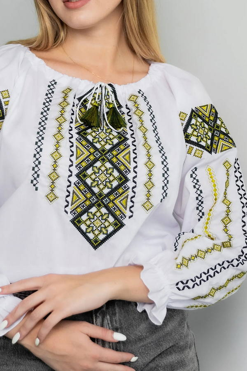 Вишиванка жіноча Ганна біла з зеленим