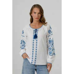 Белая вышиванка с синим орнаментом, Цветана (жатый батист, белый)