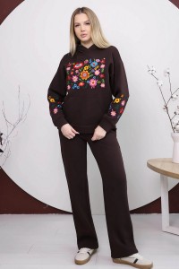 Women's winter suit with embroidery "Barvohrai" chocolate, size L