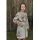 Лляне дитяче плаття-вишиванка з квітковим орнаментом на довгому рукаві