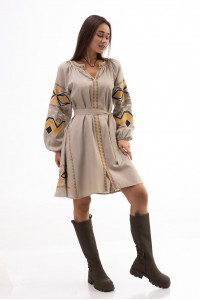 Геометрія, сукня-вишиванка бежевого кольору