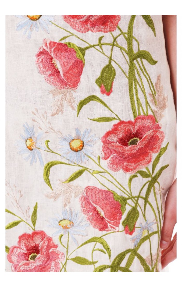 Chamomile field, embroidered dress
