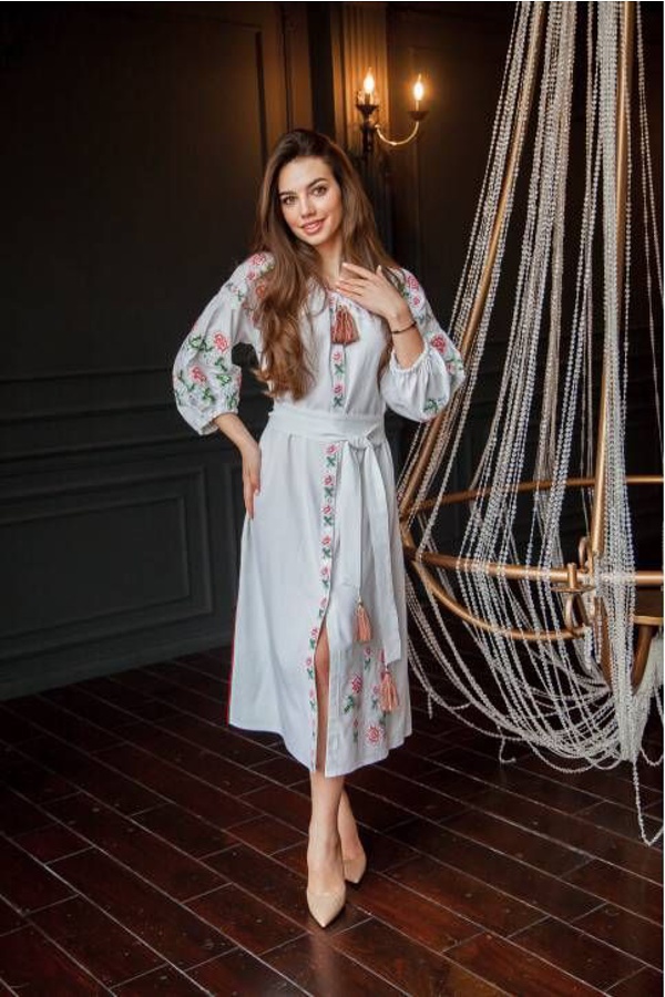 Dawn, red dress with embroidery, L