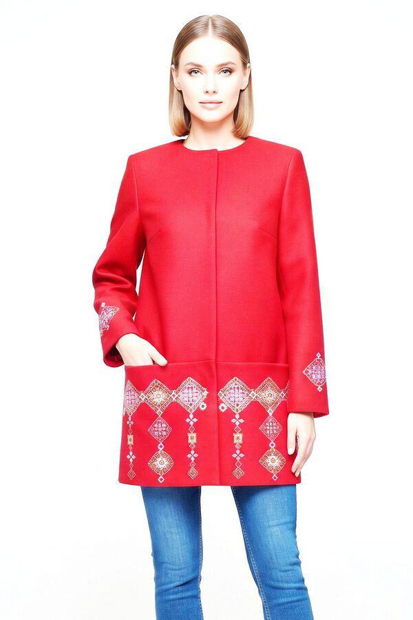 Autumn cashmere coat with embroidery Snow