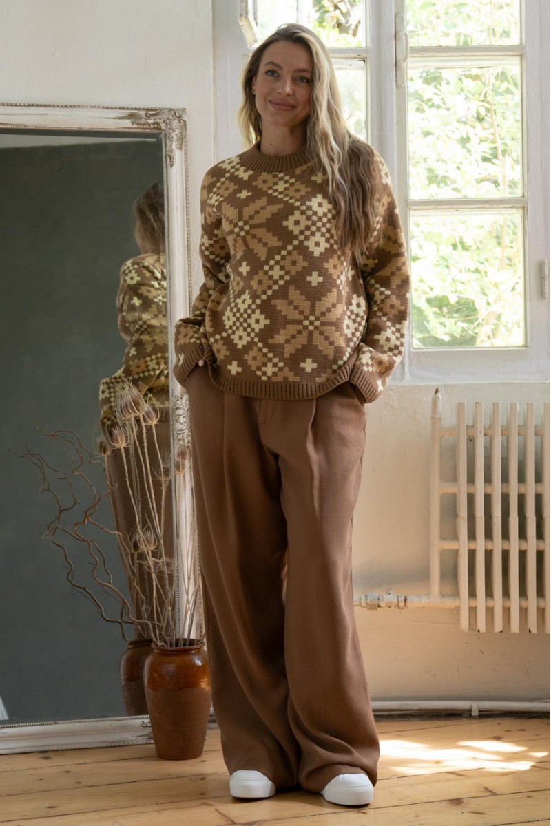 Свитер-вышиванка «Софийка» с богатым принтом (карамель, беж, масло)