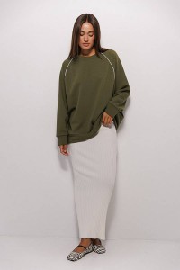 Long knitted milk-colored skirt. Size S-M