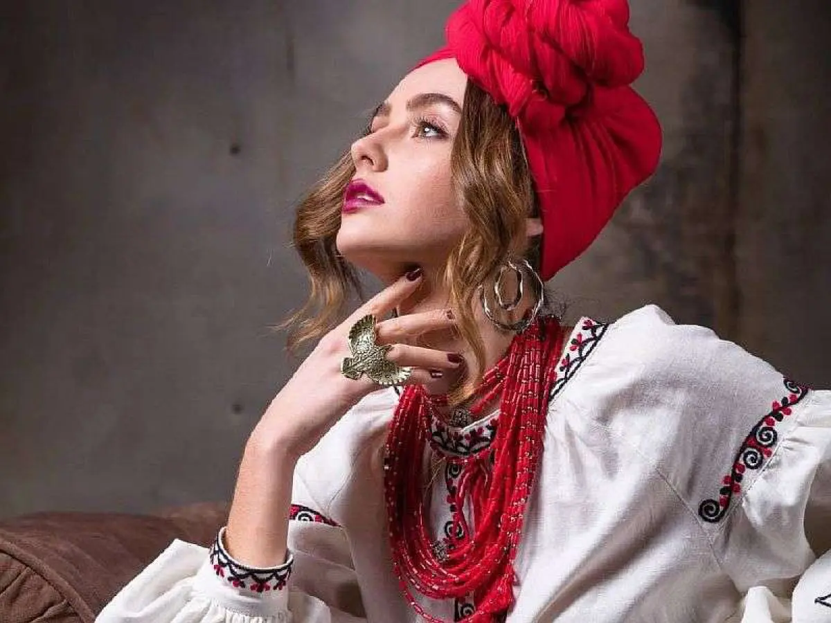 Costume jewelry stores near me deals
